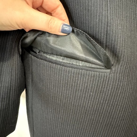 Chaps by Ralph Lauren Wool Blend Blazer Jacket Size 42L Black Blue Pinstripe - Picture 5 of 11